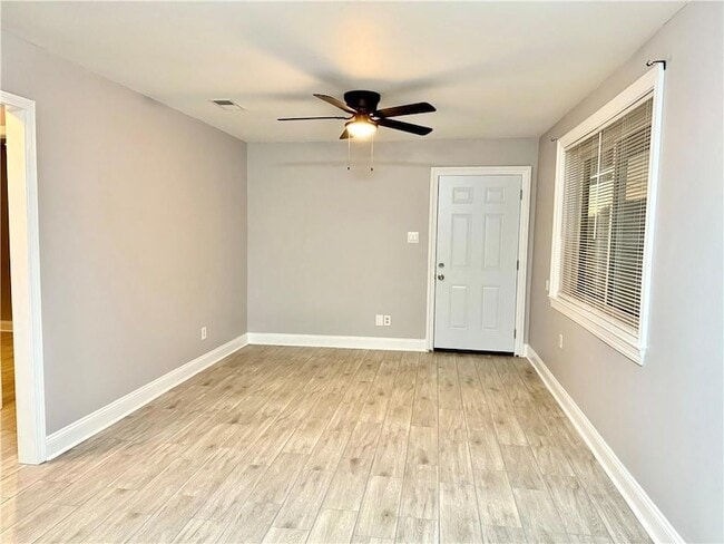 Building Photo - 1385 Cherokee Ave