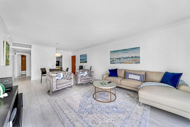 Primary Photo - 3901 S Ocean Dr