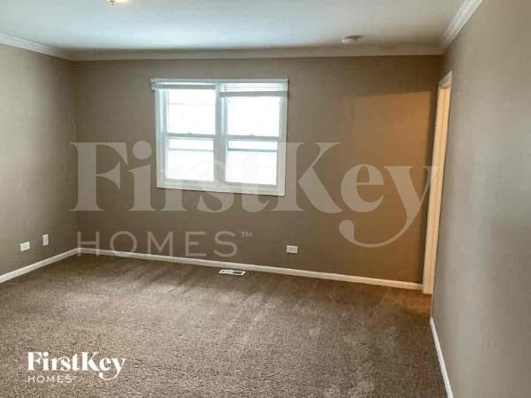 Building Photo - 28W560 Bolles Ave