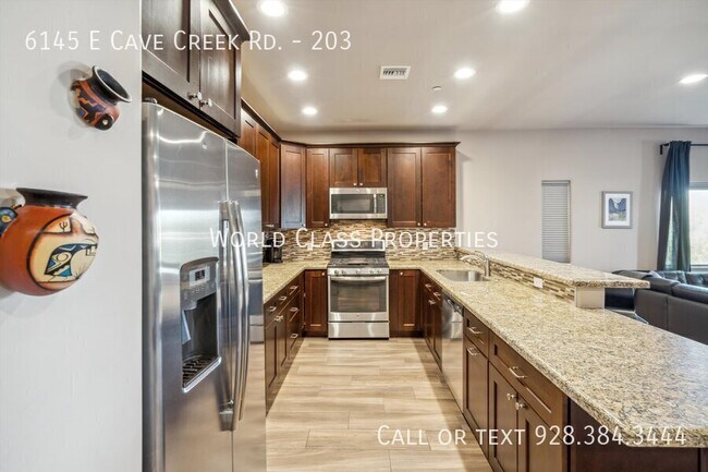 Building Photo - 6145 E Cave Creek Rd