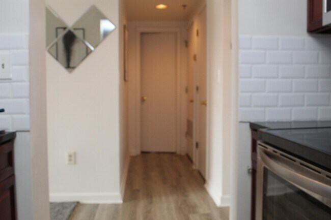 Building Photo - 1280 W Peachtree St NW