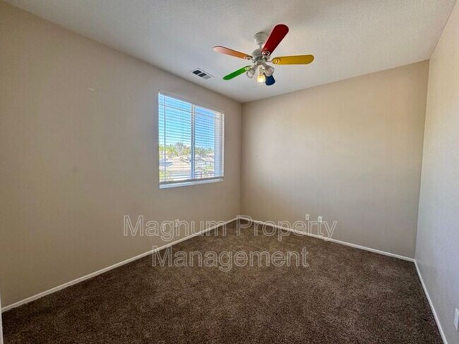 Building Photo - 33021 Adelante St