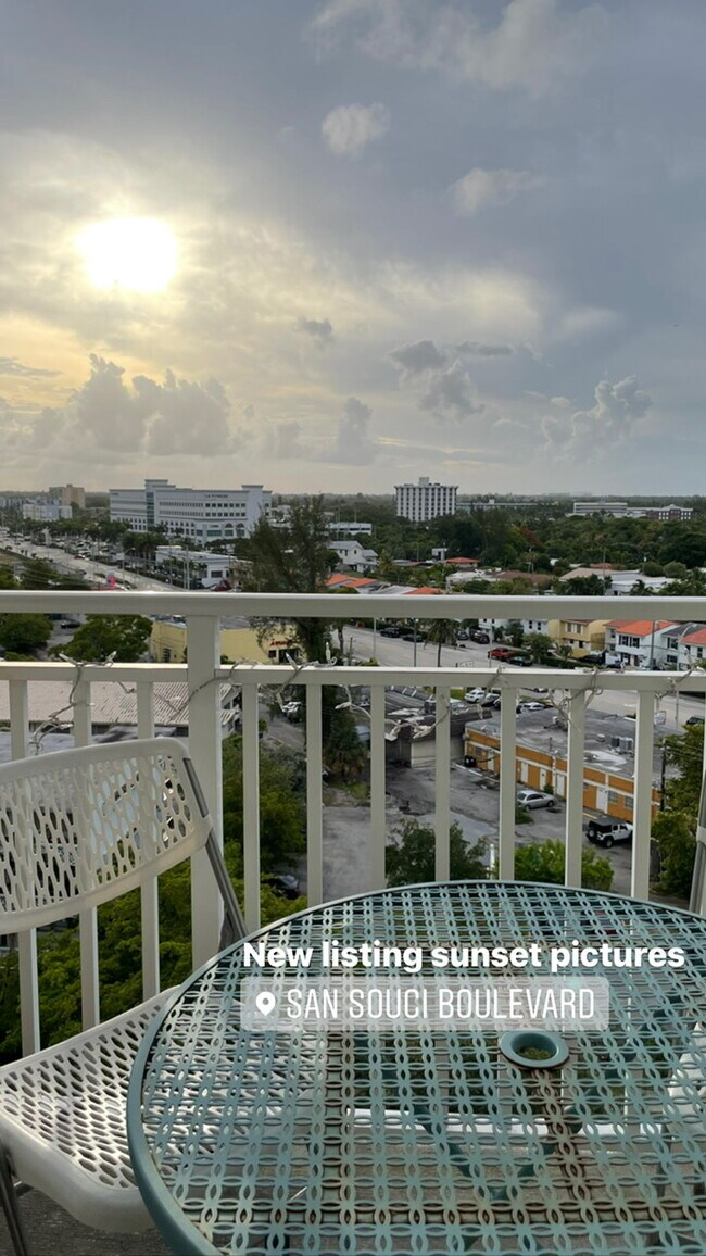 Building Photo - 2150 Sans Souci Blvd