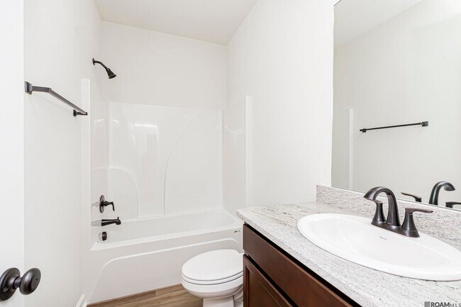 Building Photo - 41401 Cozy Wy