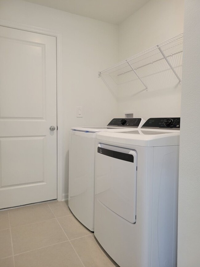 Building Photo - Brand New Construction Three-Bedroom Home