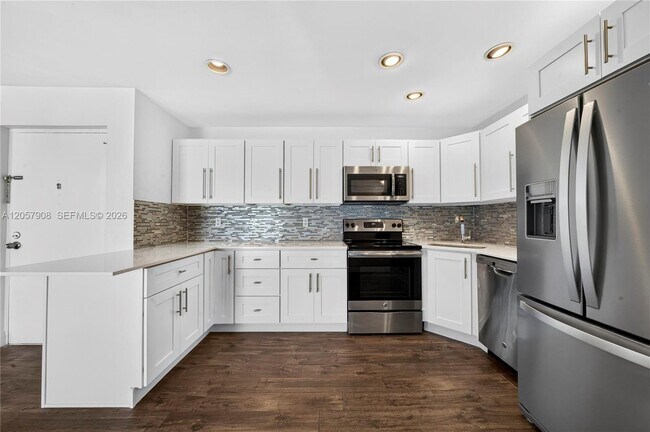 Building Photo - 3642 NE 171 St
