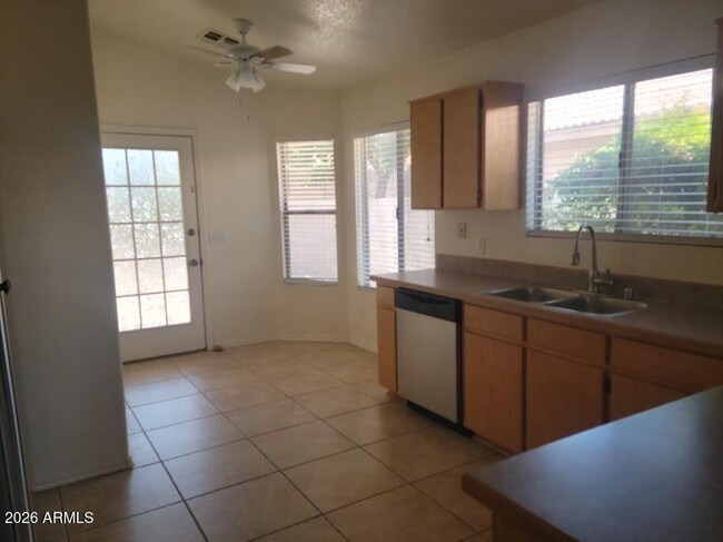Building Photo - 4482 Calle Vista