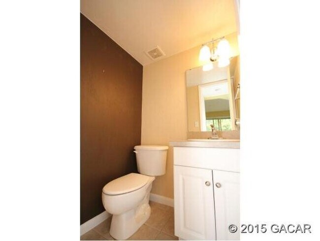 Building Photo - 501 SW 75th St