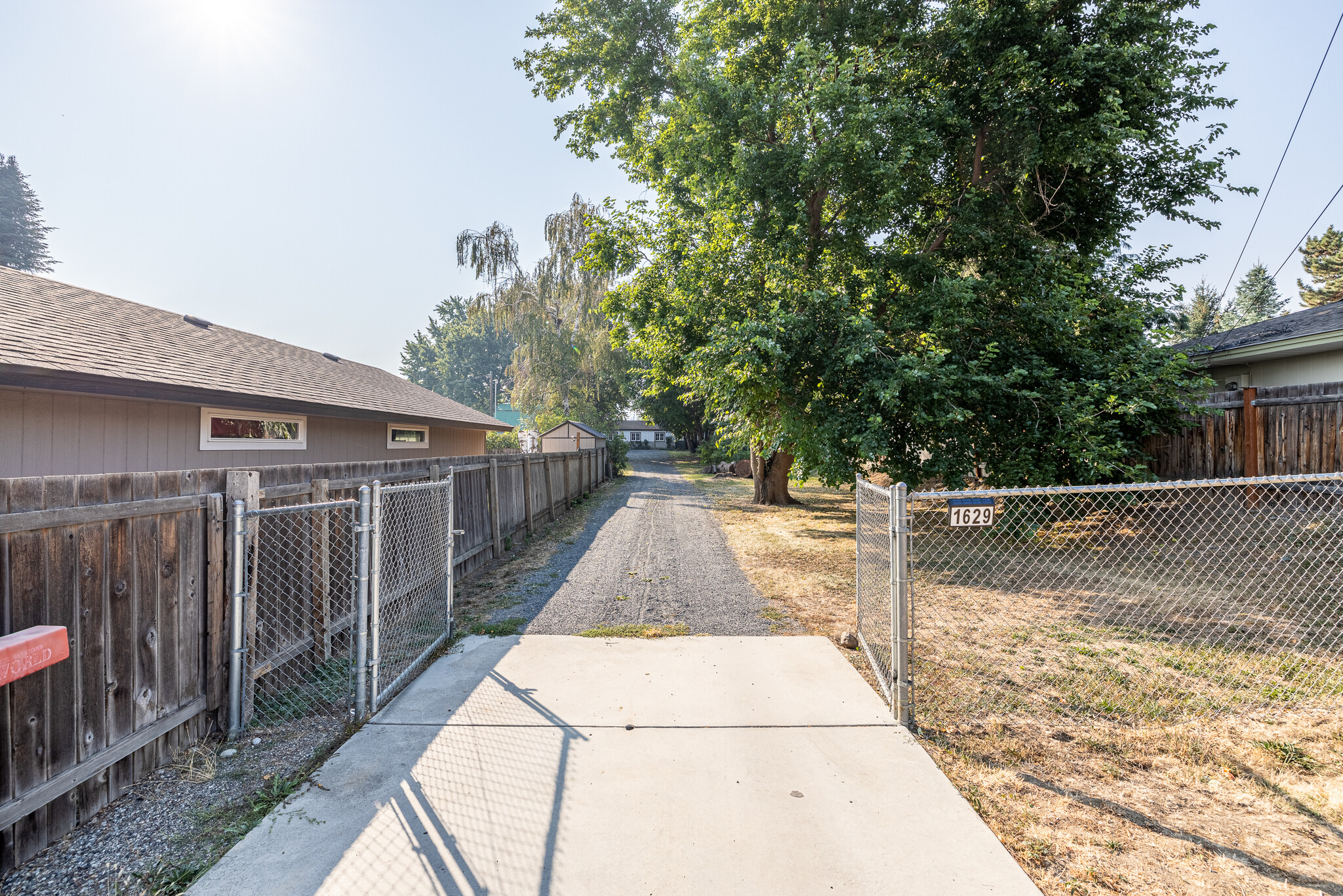 Building Photo - 1629 Orchard Ave