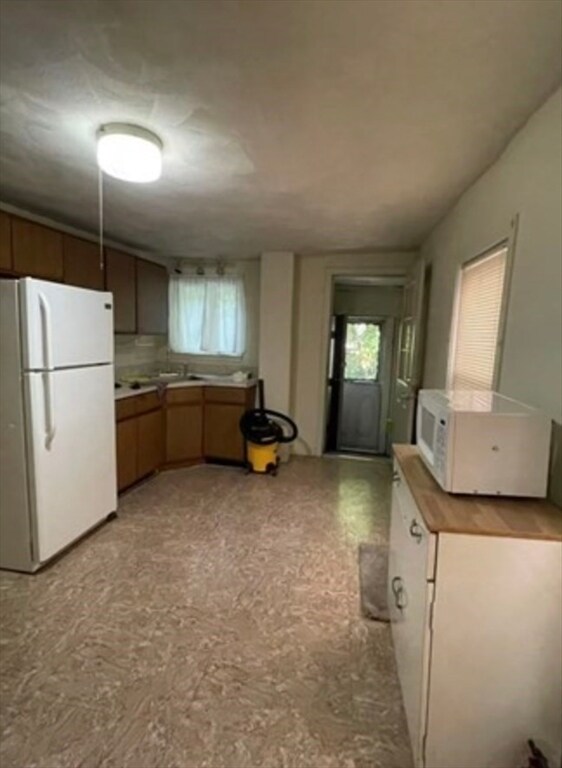 Building Photo - 251 Broadway