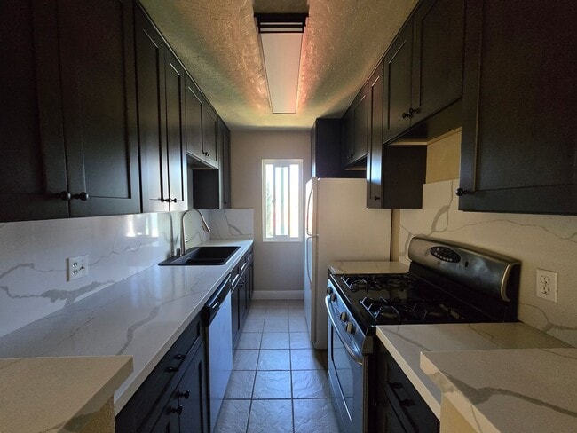 Building Photo - 4705 Kester Ave