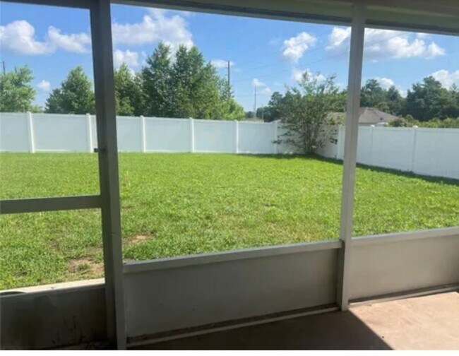 Building Photo - Spacious 4BR House in Ocala