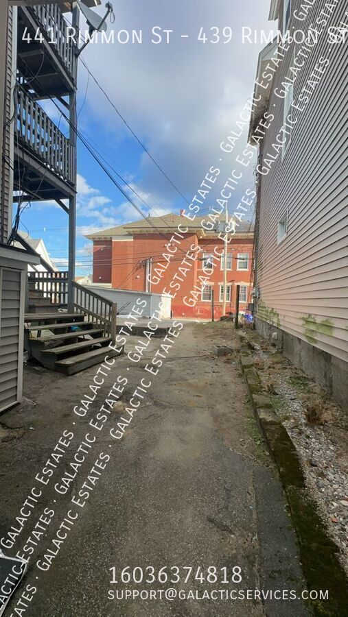 Building Photo - 441 Rimmon St