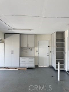 Building Photo - 35 Shorecliff