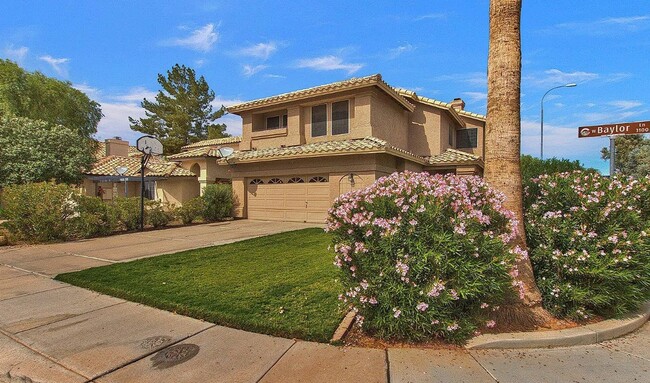Building Photo - 3110 W Baylor Ln