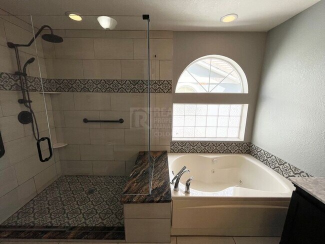 Building Photo - 18744 Burlington Pl