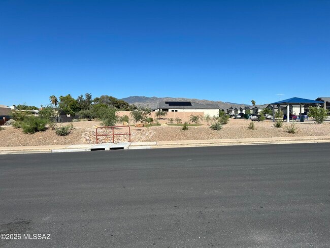 Building Photo - 3110 S Portia Ave