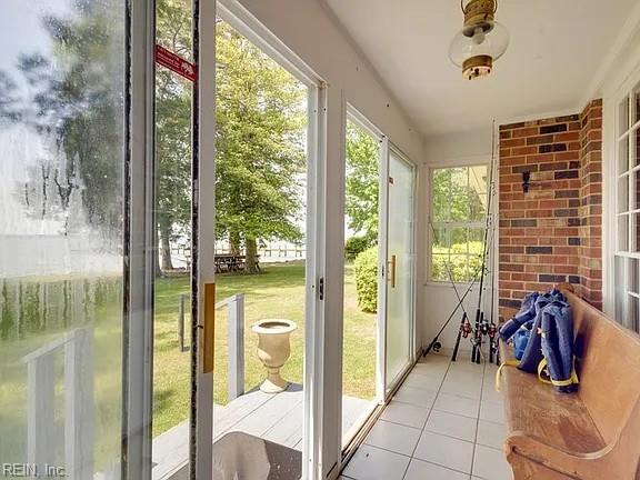 Building Photo - Coastal Living at Weaver