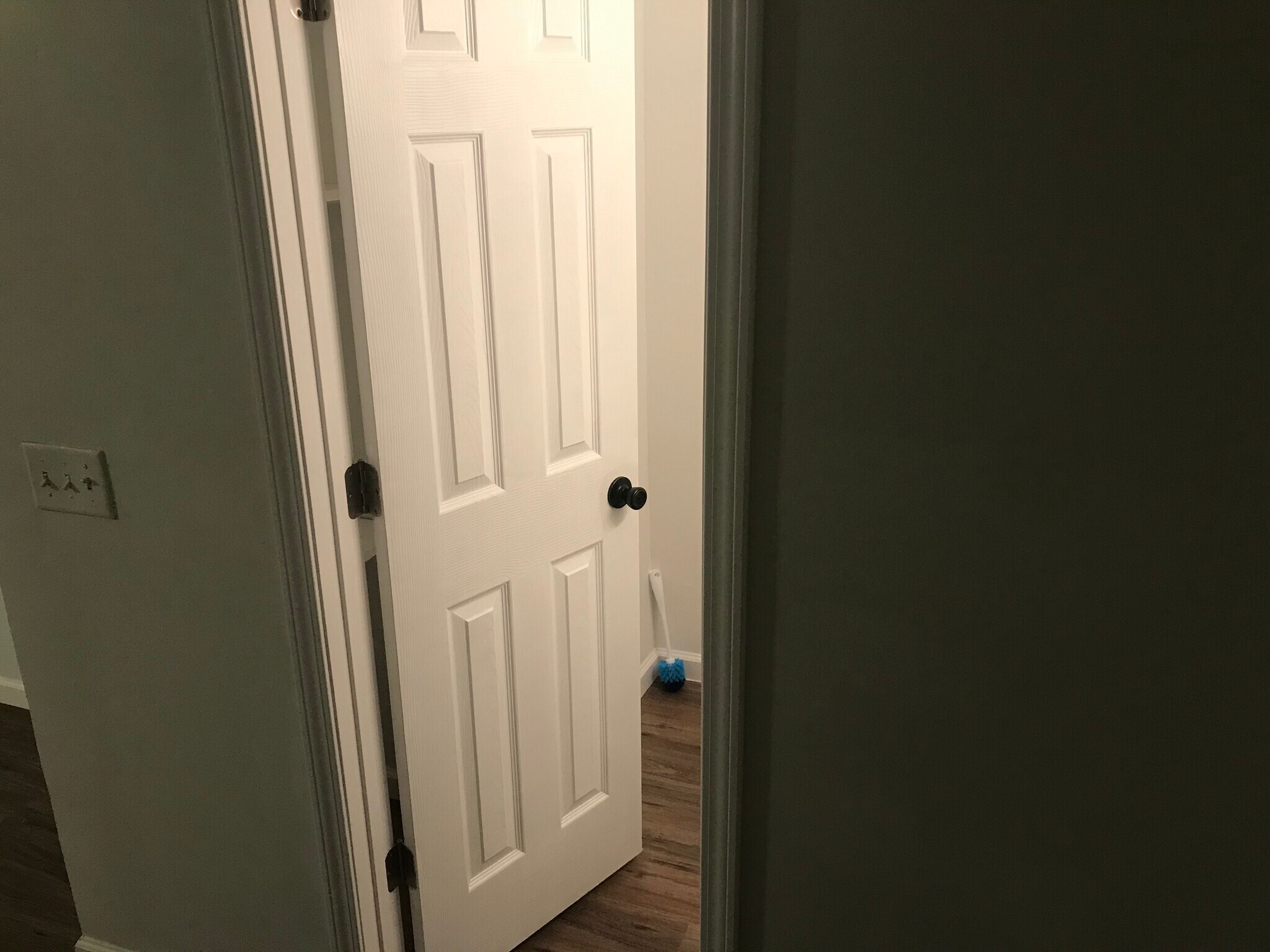 Building Photo - 1014 Kurze Ave