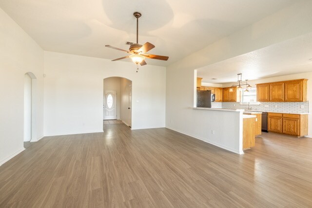 Building Photo - 706 Indian Blanket