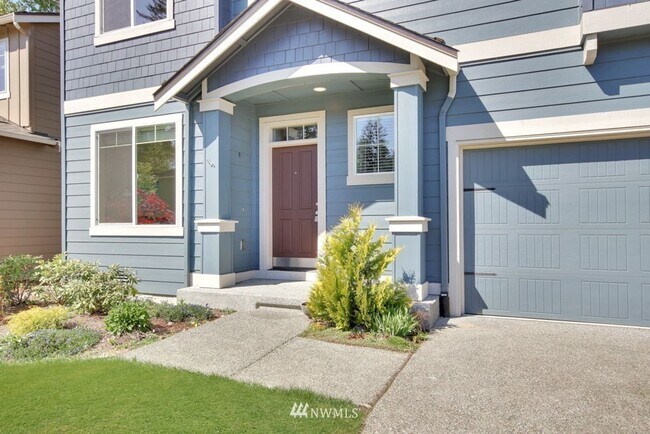 Building Photo - Listed For Rent