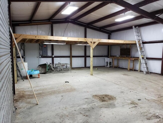 Building Photo - 1174 Cooper Ln