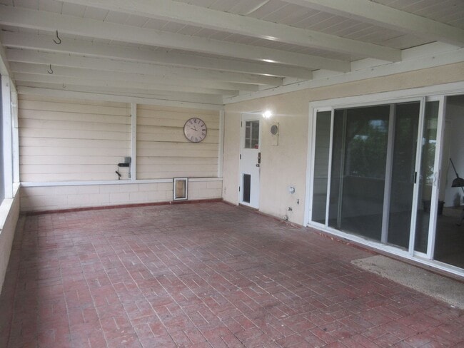 Building Photo - Charming 4-Bedroom Home in Granada Hills –...
