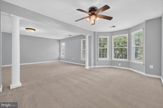 Building Photo - 25670 S Village Dr