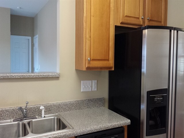 Building Photo - 203 Fledgling Way