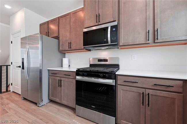 Building Photo - 9238 Soho Sky Ct