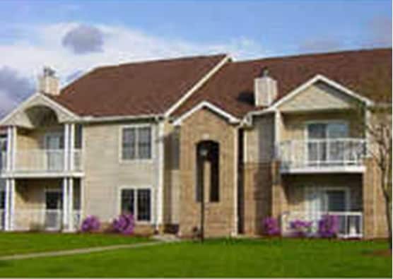 Primary Photo - Paramont Circle Apartments