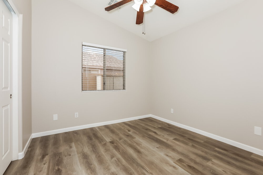 Building Photo - 3801 S Joshua Tree Ln