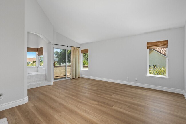 Building Photo - Single Family House with a view