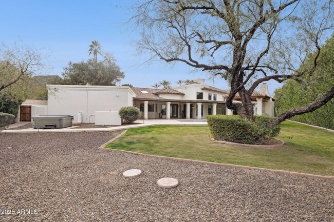 Building Photo - 8303 N 61st Pl