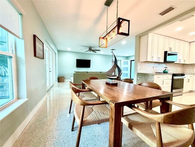 Building Photo - 10133 4th St E