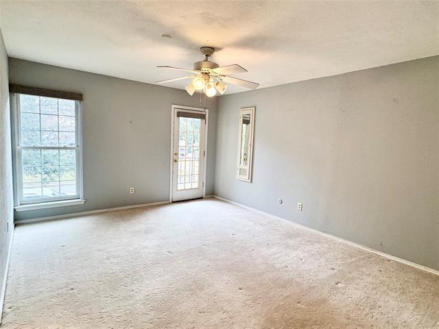 Building Photo - 4014 Ridglea Country Club Dr