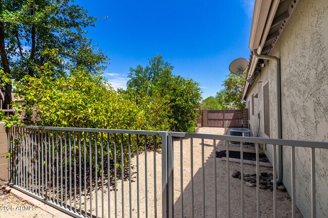 Building Photo - 27112 N 56th Dr