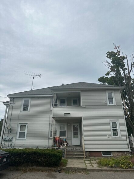 Building Photo - 178 8th St
