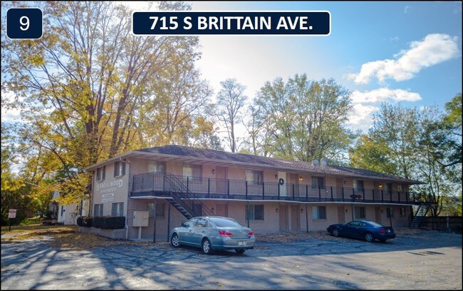 Primary Photo - Sandalwood Apartments