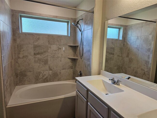 Building Photo - 21408 Bird Wing Dr