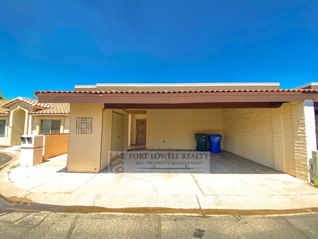 Building Photo - Super Charming 2 Bedroom 2 Bathroom Townhouse