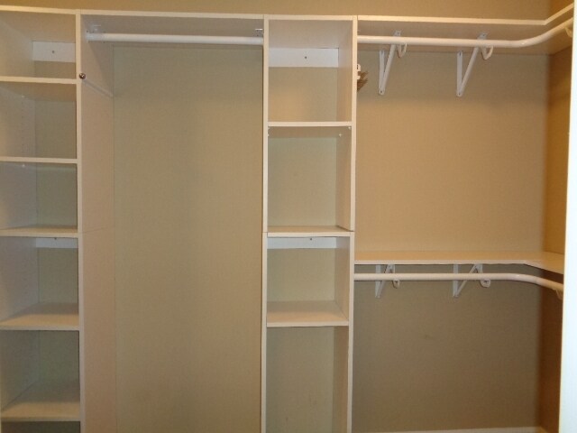 Building Photo - 928 Wonderland Pass