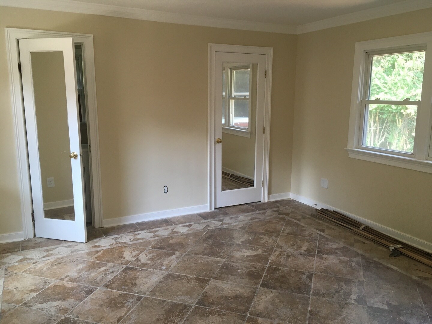 Building Photo - 1806 Parlow Dr