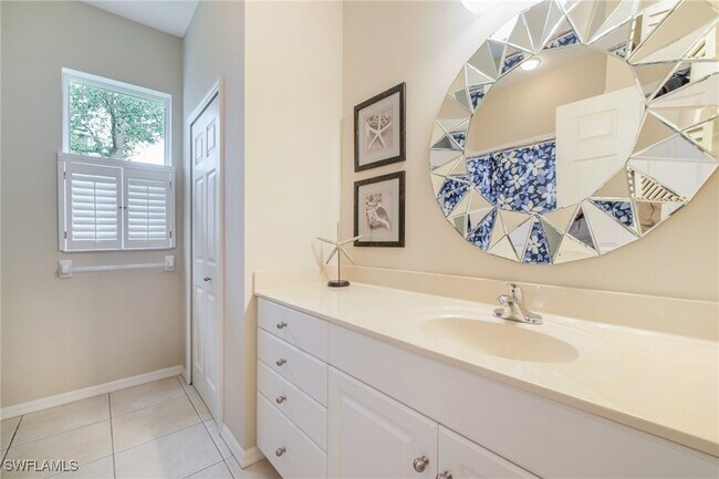 Building Photo - 2964 Surfside Blvd