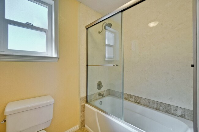 Building Photo - Great Home & Location in San Jose, CA