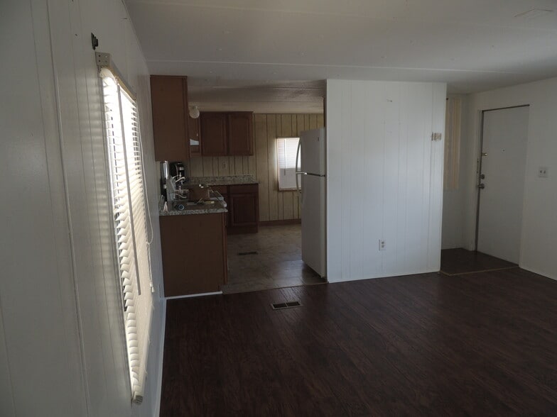 Building Photo - 7424 Egress Ln