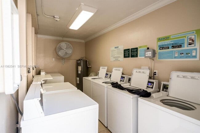 Building Photo - 2600 S Ocean Dr