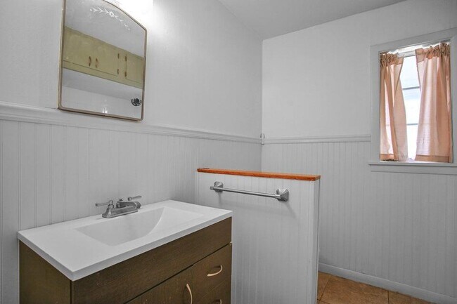 Building Photo - 4309 31st St