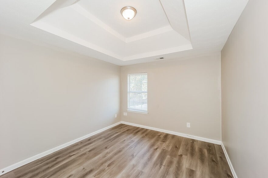Building Photo - 4021 Castle Way Dr