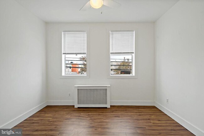 Building Photo - 2400 S Hutchinson St